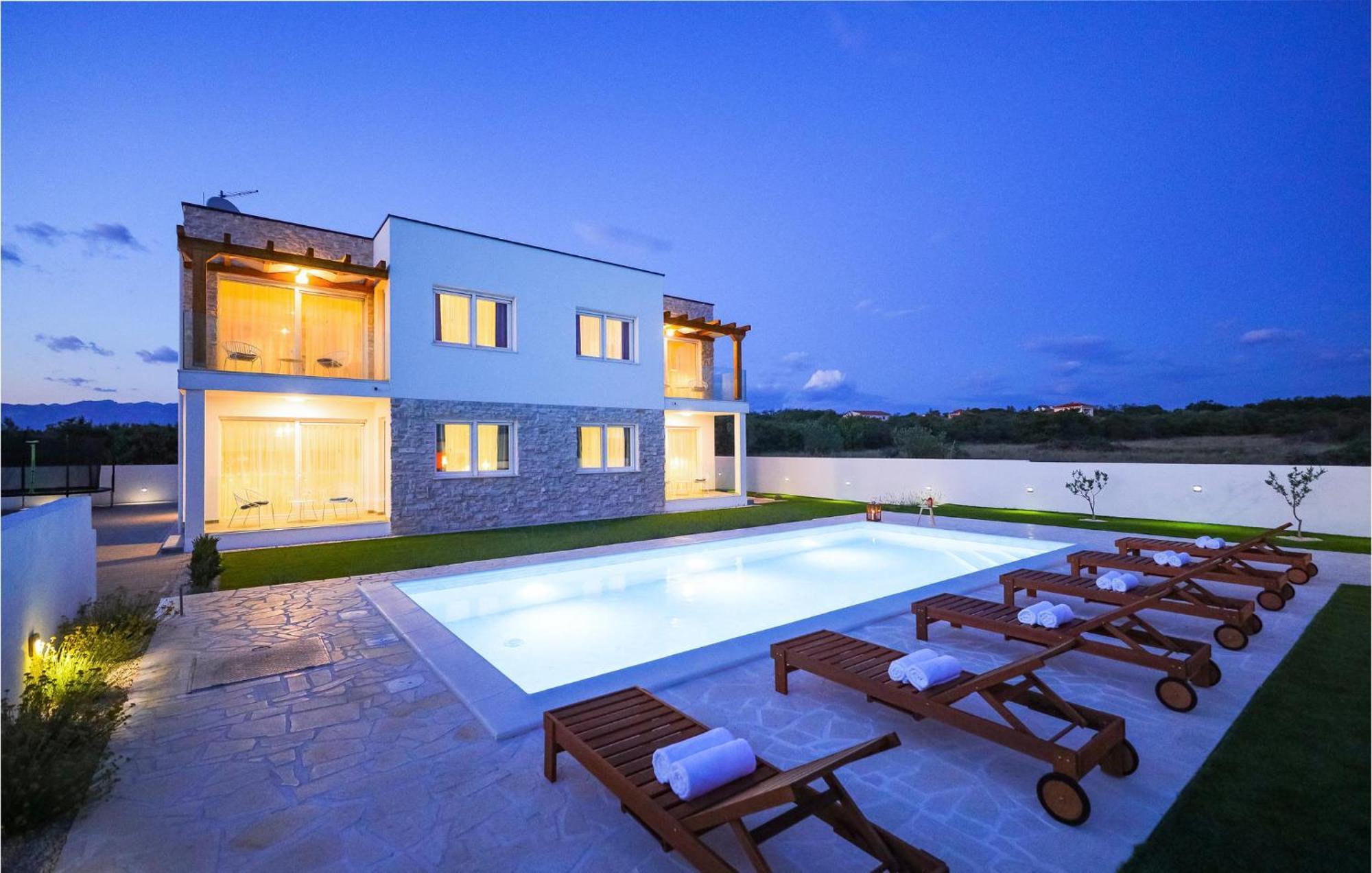 Stunning Home In Vrsi With Kitchen Eksteriør bilde
