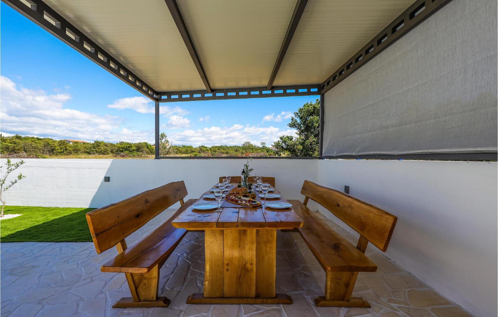 Stunning Home In Vrsi With Kitchen Eksteriør bilde