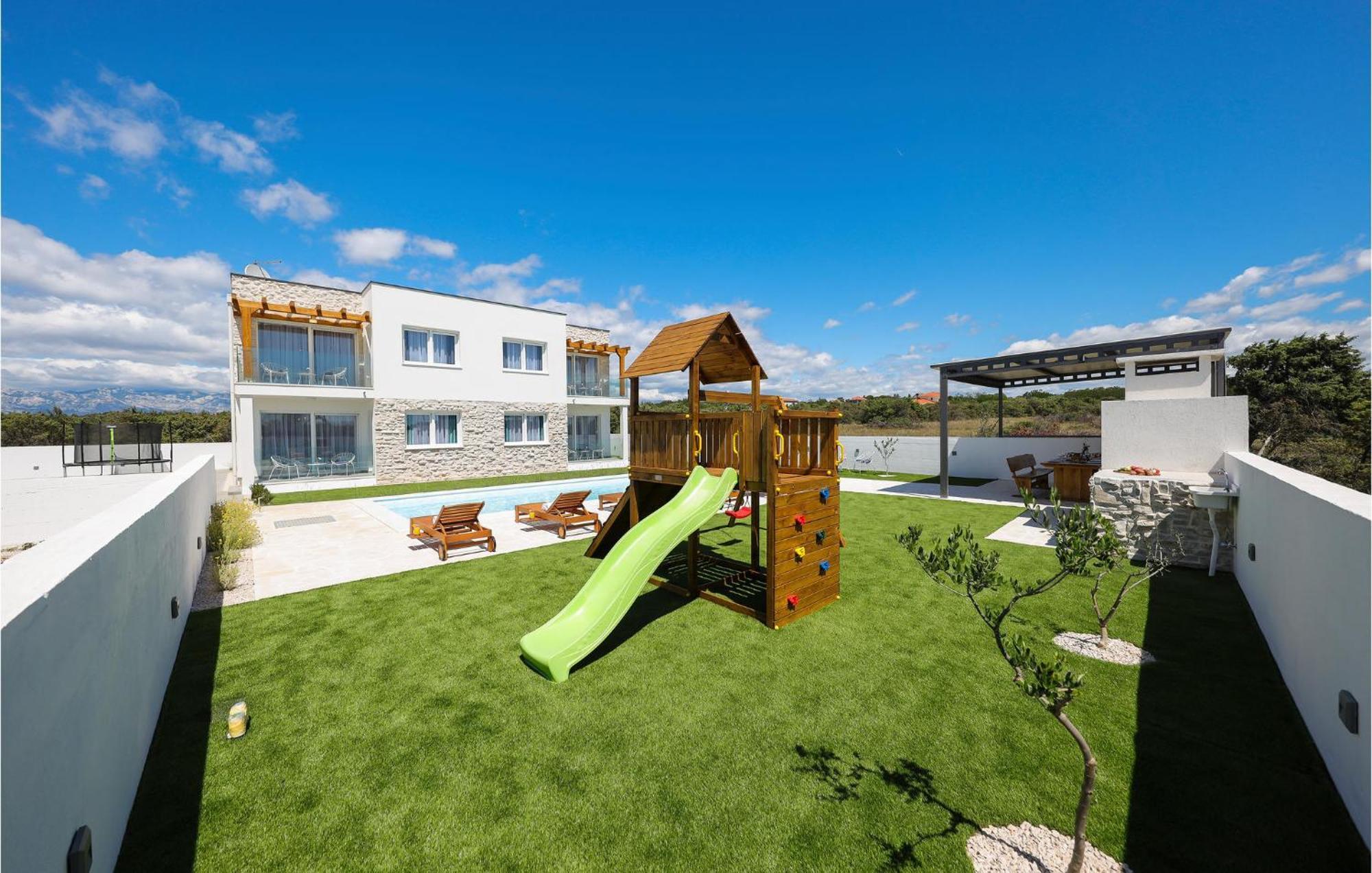 Stunning Home In Vrsi With Kitchen Eksteriør bilde