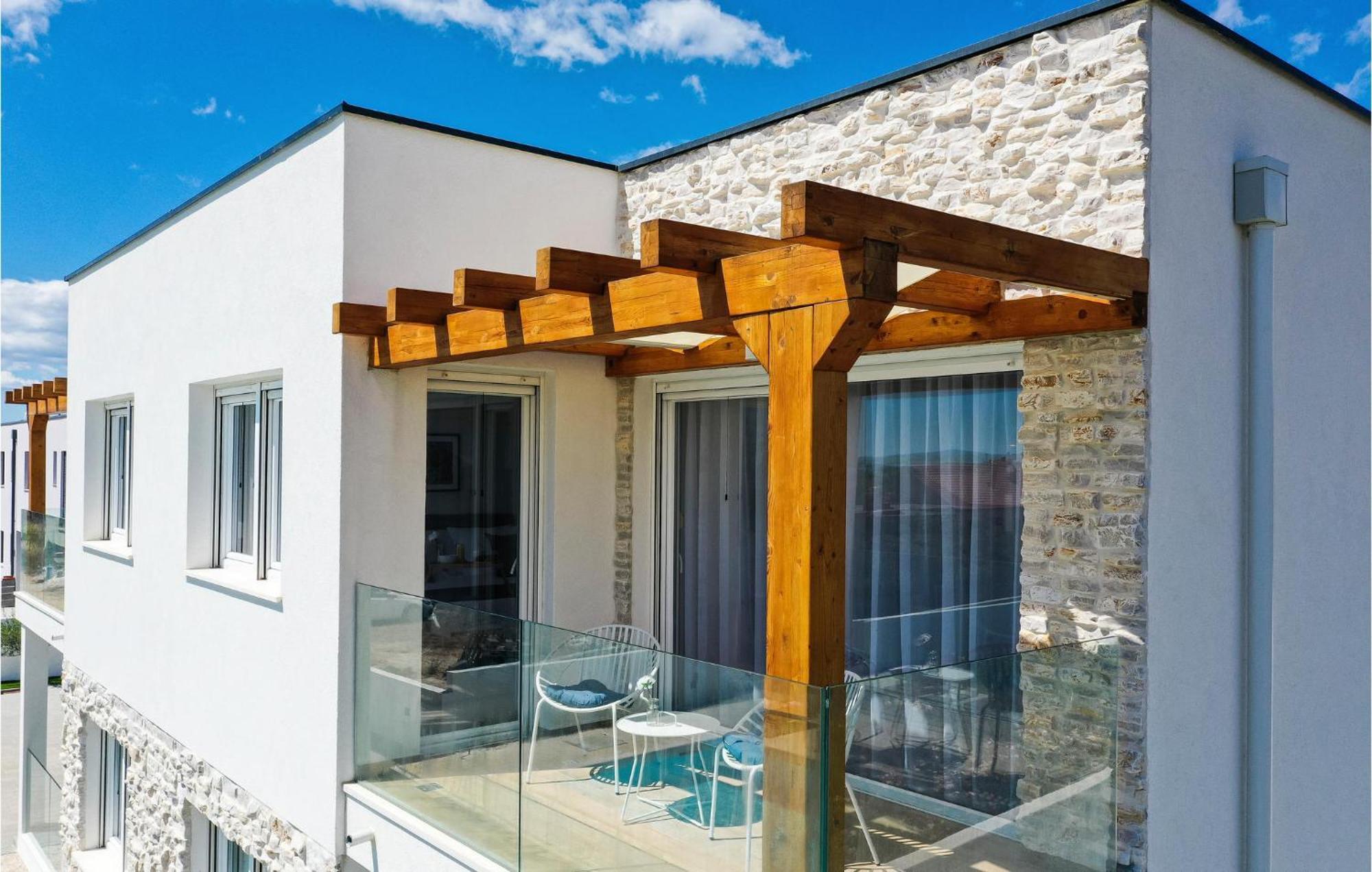 Stunning Home In Vrsi With Kitchen Eksteriør bilde